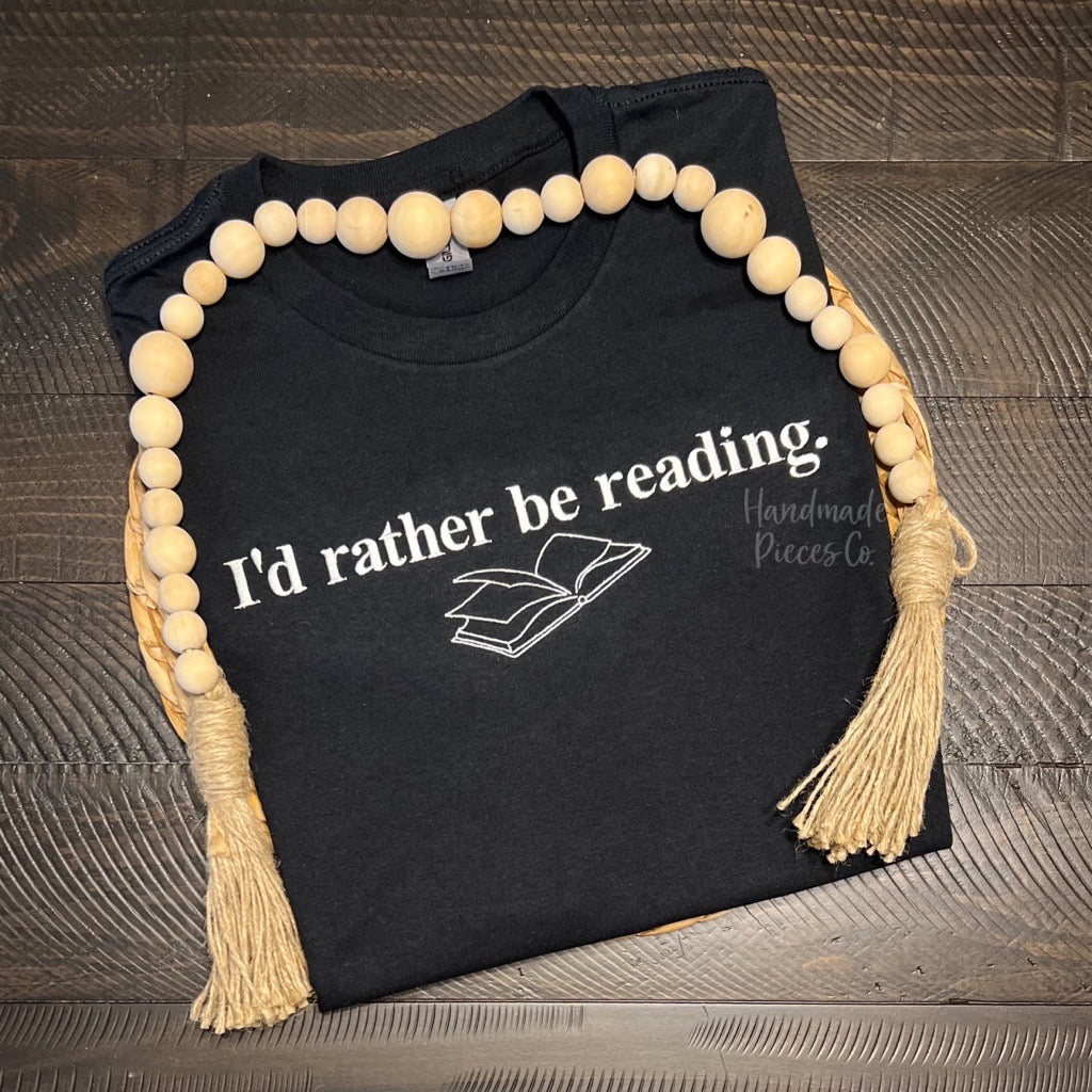 Sample Collection - I'd Rather Be Reading Embroidered Short Sleeve TShirt - Size XLarge